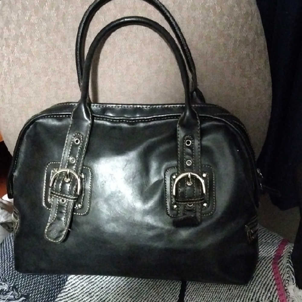 Aldo Elegant Black Leather Handbag